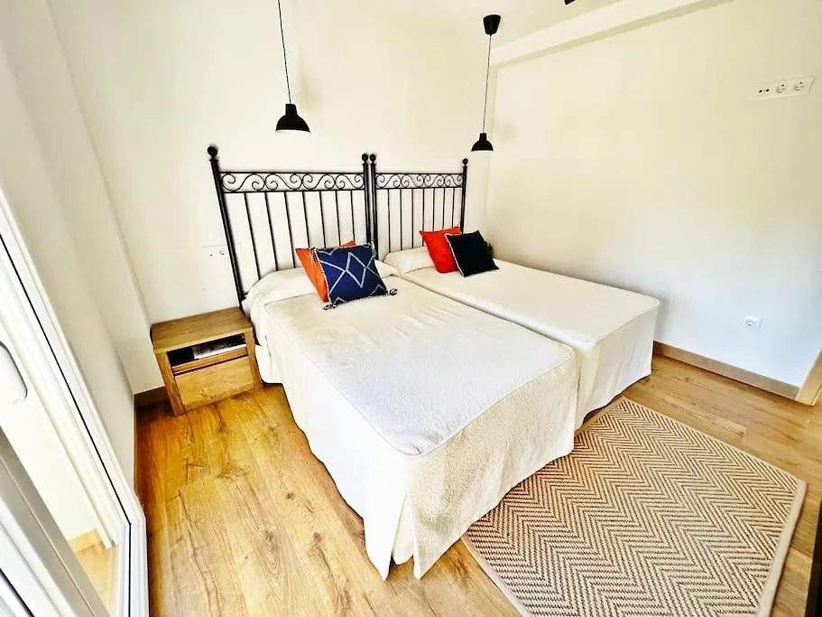 Luxurious Beach Apartment With Pool Fuengirola Spain