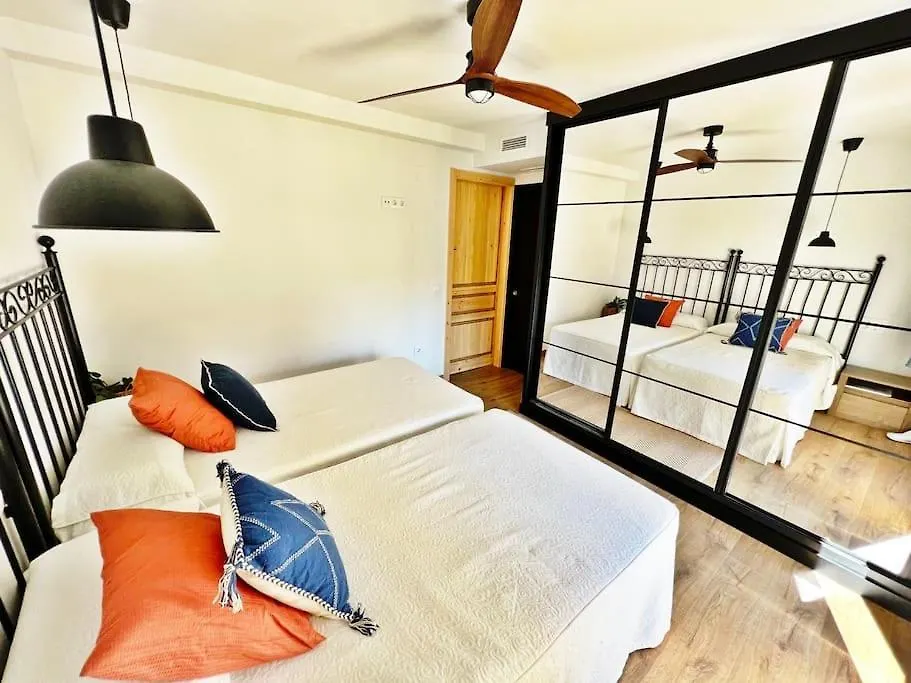 Luxurious Beach Apartment With Pool Fuengirola