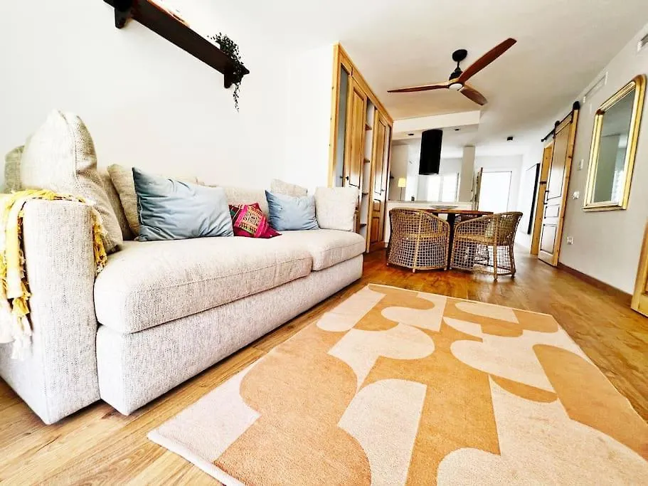 Luxurious Beach Apartment With Pool Fuengirola
